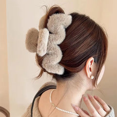 Fluffy Wave Hair Claw