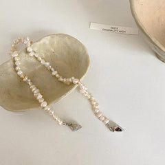 Faux pearl irregular Choker necklace