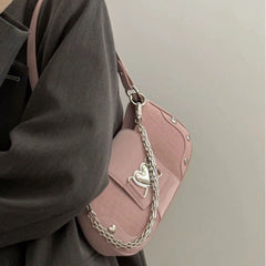 Heart applique chain contrast zip-up handbag