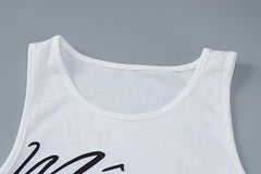 Contrast apple pattern sleeveless crewneck top