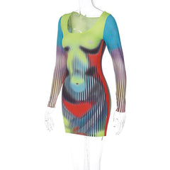 Long sleeve u neck contrast body print mini dress