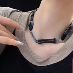 Gradient contrast butterfly pendant chain necklace