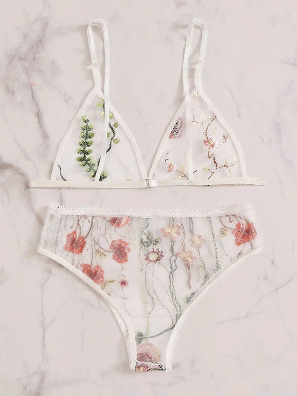 Conjunto de lencería sexy con bordado floral de malla transparente