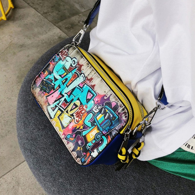 Bolsos casuales con patchwork y grafiti