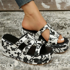 Casual Daily Hollowed Out Patchwork Printing Round Comfortable Out Door Wedges Shoes (Heel Height 2.36in)