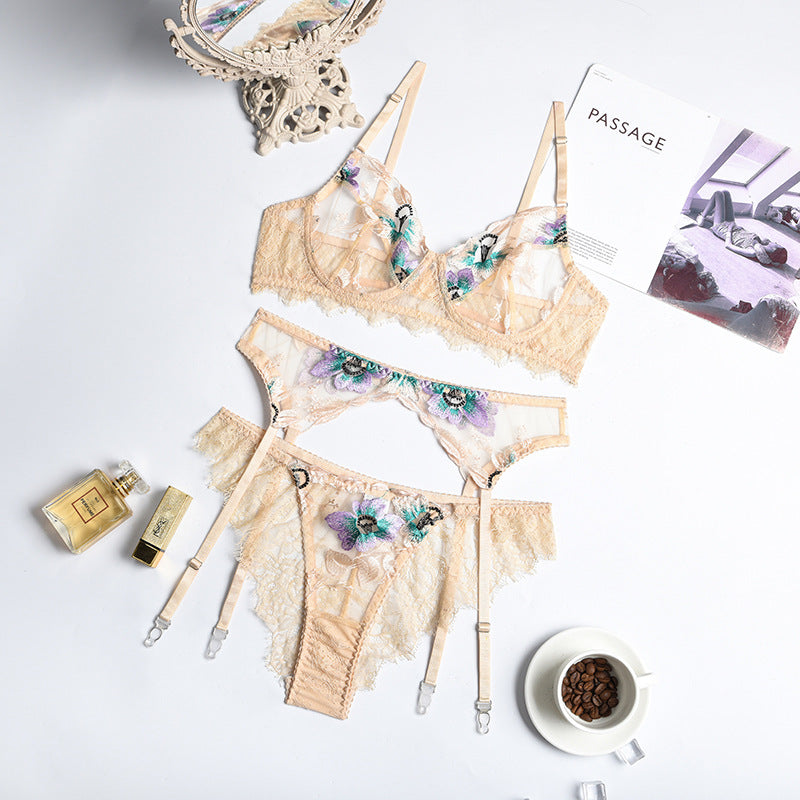 Sexy Dessous-Set mit Blumenstickerei und Spitze