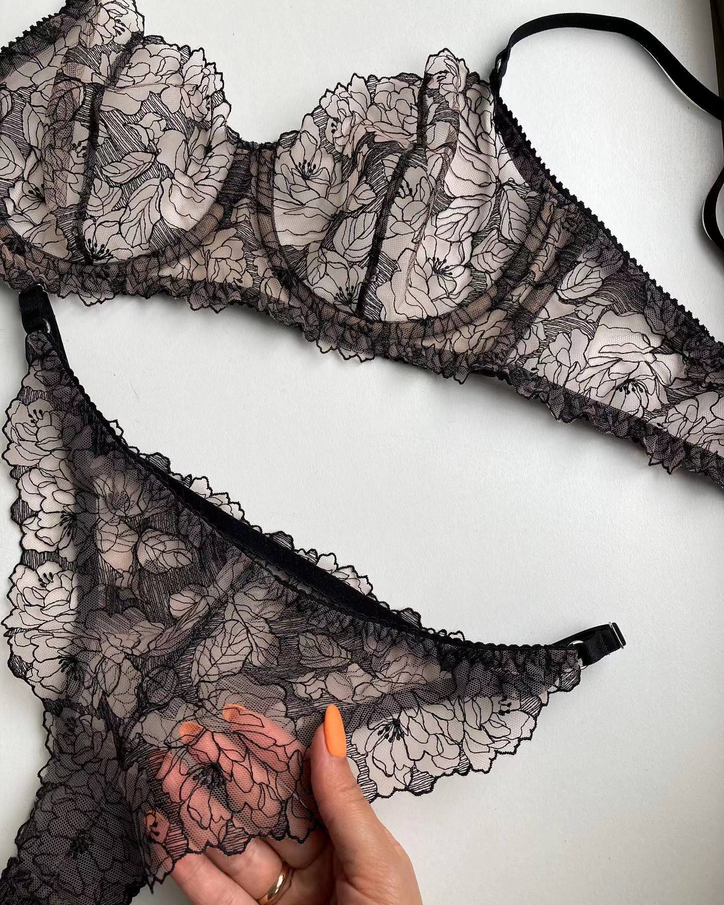 Sheer Mesh Floral Embroidery Lace Sexy Lingerie Set