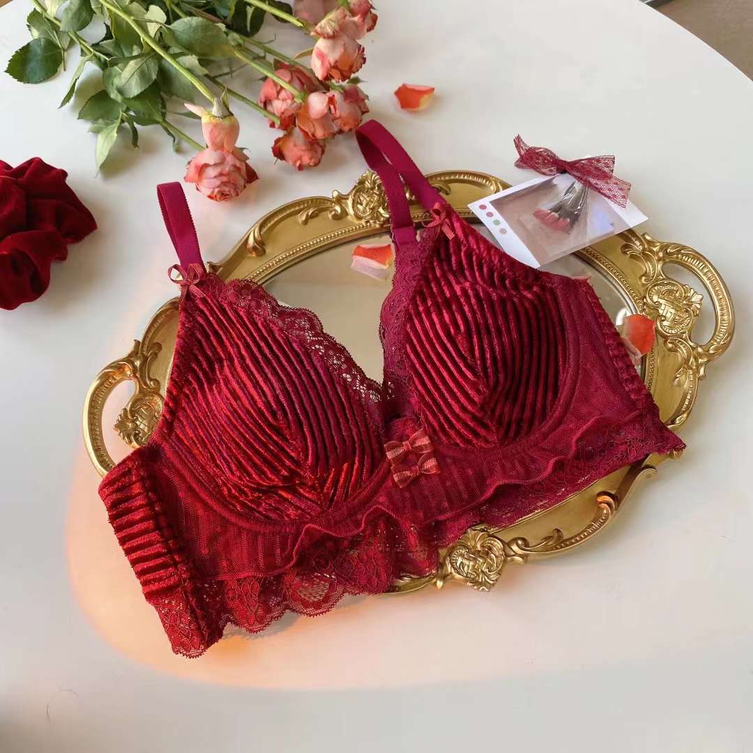 Conjunto de lencería sexy fina de encaje de terciopelo vintage