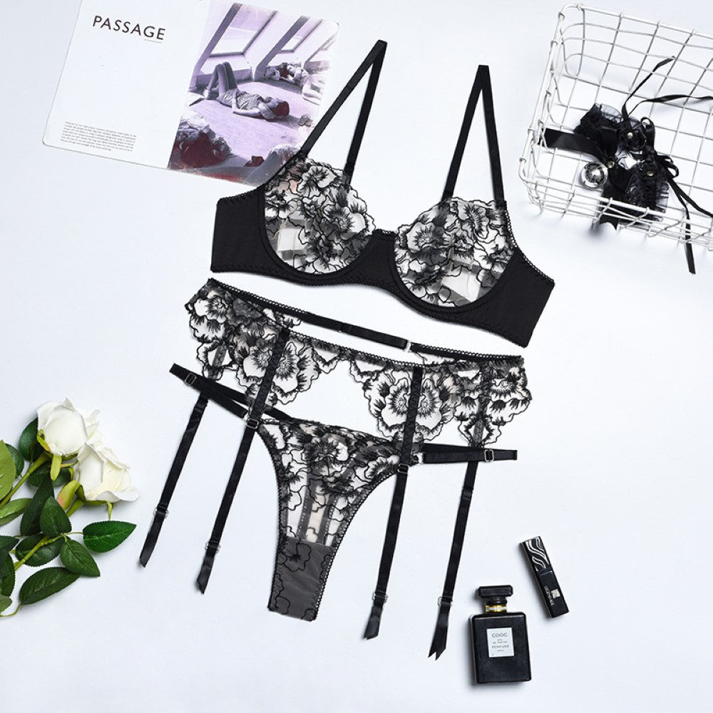 Schwarzes Dessous-Set aus Spitze und Netzstoff mit Stickerei