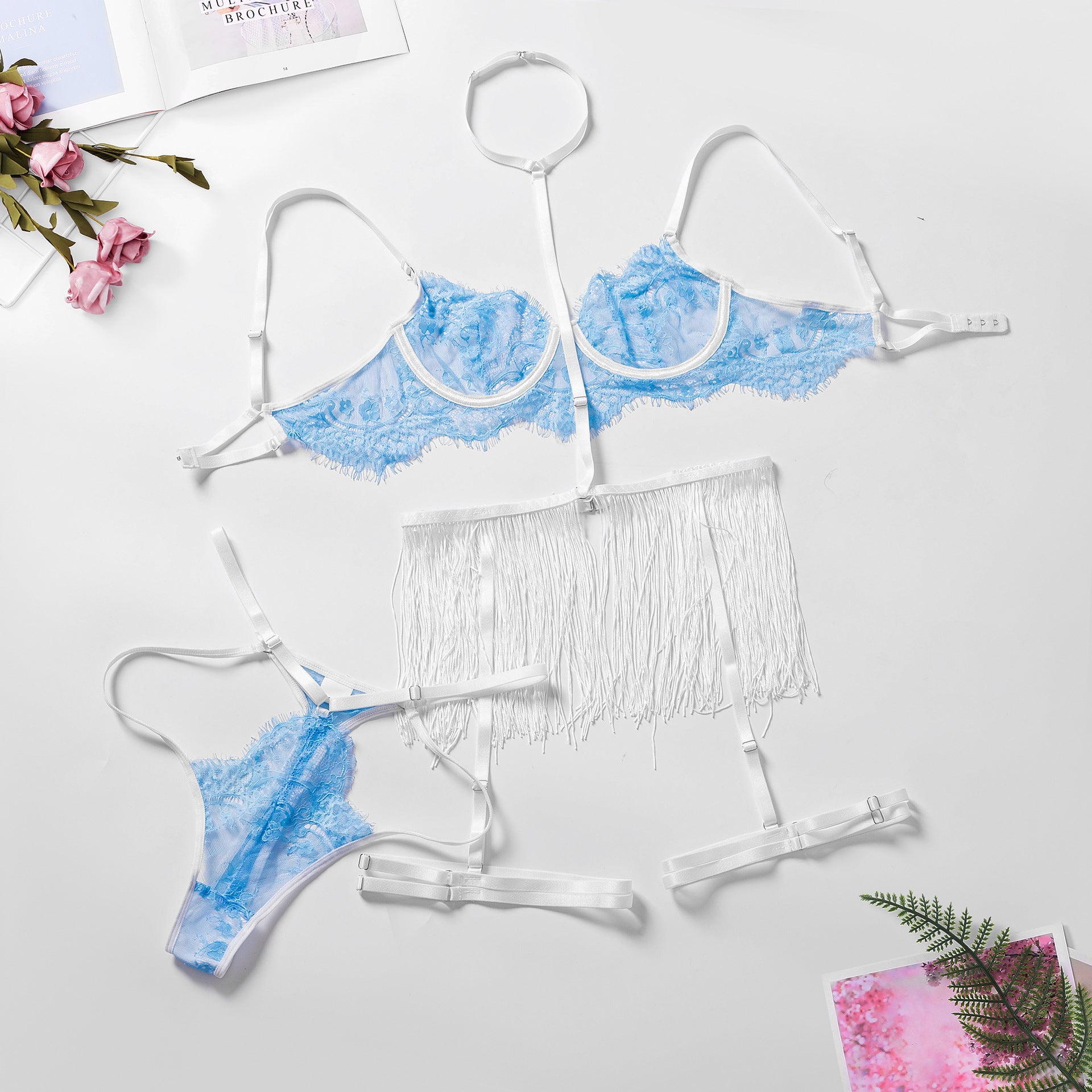 Sexy Dessous-Set mit durchgehender Spitze, transparenter Stickerei, Quaste und Riemchen