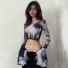 Long sleeve abstract contrast round neck crop top