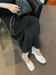 Casual Friday Split Toe Tabi Flats