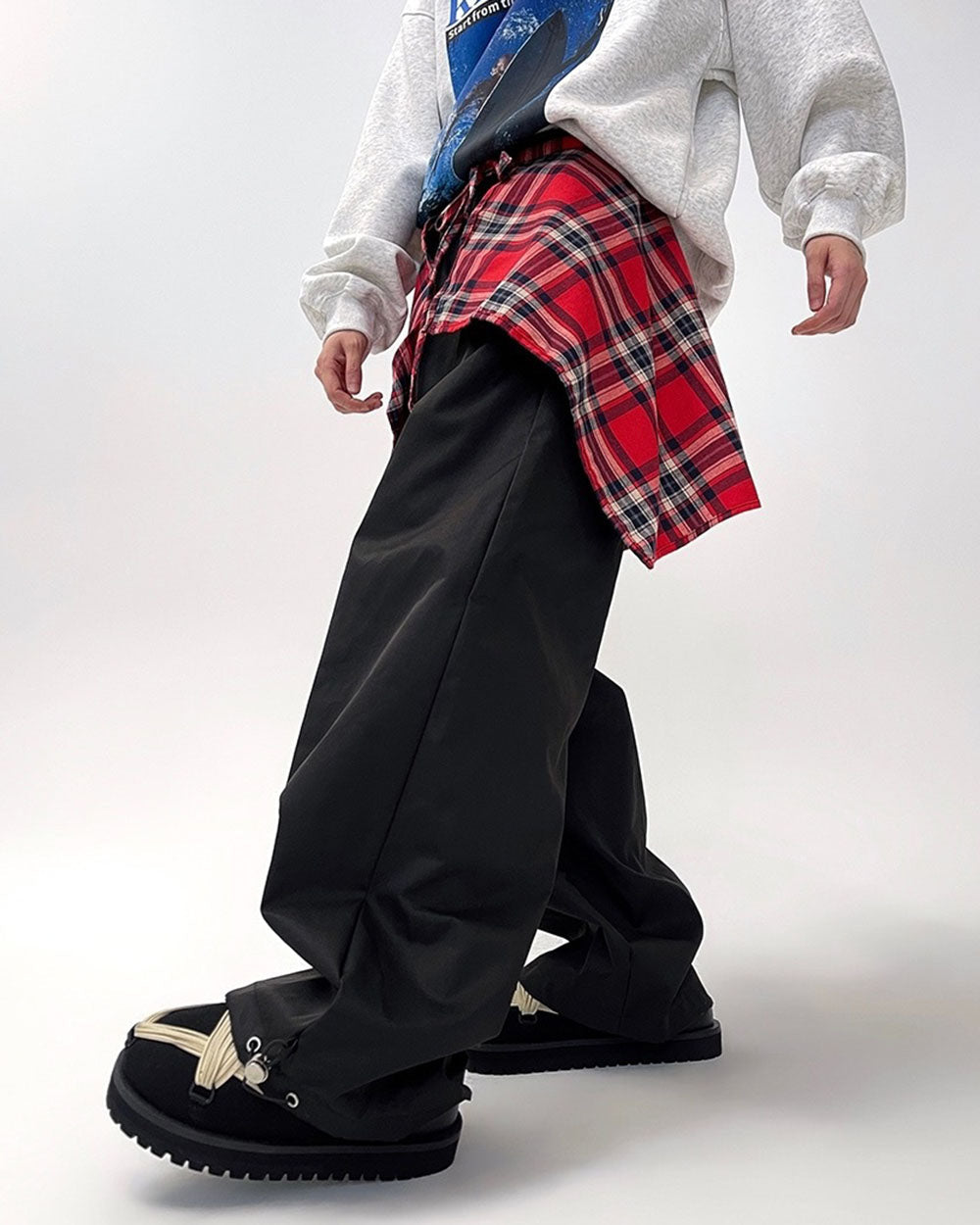 Plaid Shirt-Tied Baggy Jeans