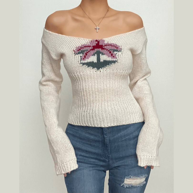 Knitted long sleeve flower pattern v neck top