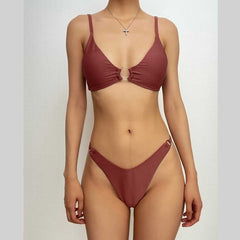 Einfarbiger rückenfreier Camisole-Bikini mit O-Ring und V-Ausschnitt