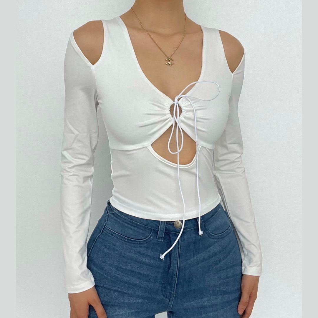 Ausgehöhltes, einfarbiges, langärmliges, schulterfreies Crop-Top mit Kordelzug und Rüschen 