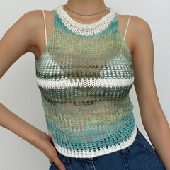 Top corto sin mangas de punto de crochet en contraste