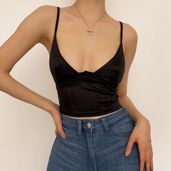 Tief ausgeschnittenes, einfarbiges Camisole-Crop-Top aus Satin