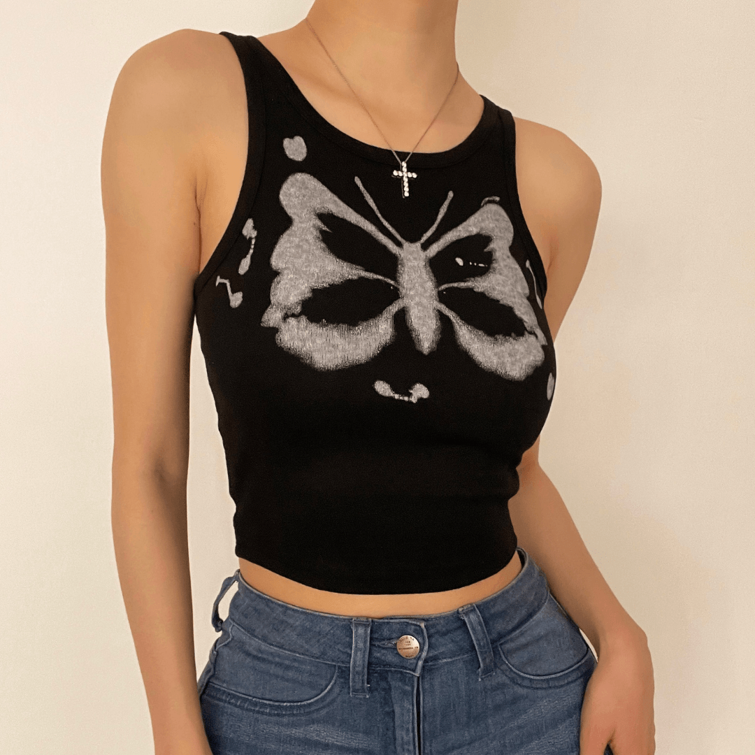 Camiseta sin mangas con estampado de mariposas y cuello redondo 