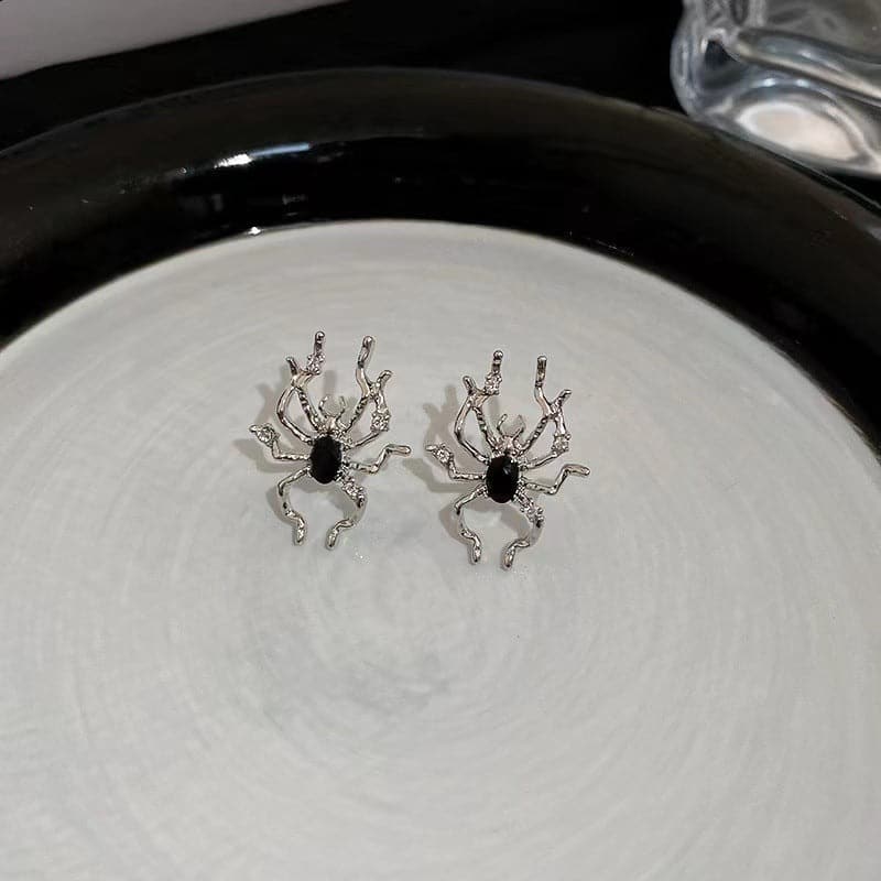 Pendientes con decoración de araña 