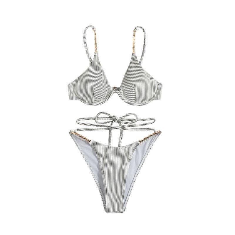 Rückenfreier Bikini mit gestreifter Metallkette und Kreuz vorne