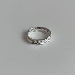 Ruched open ring