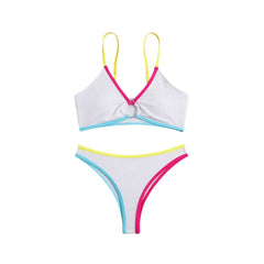 Kontrastierender, gepolsterter, rückenfreier O-Ring-Camisole-Bikini mit V-Ausschnitt 