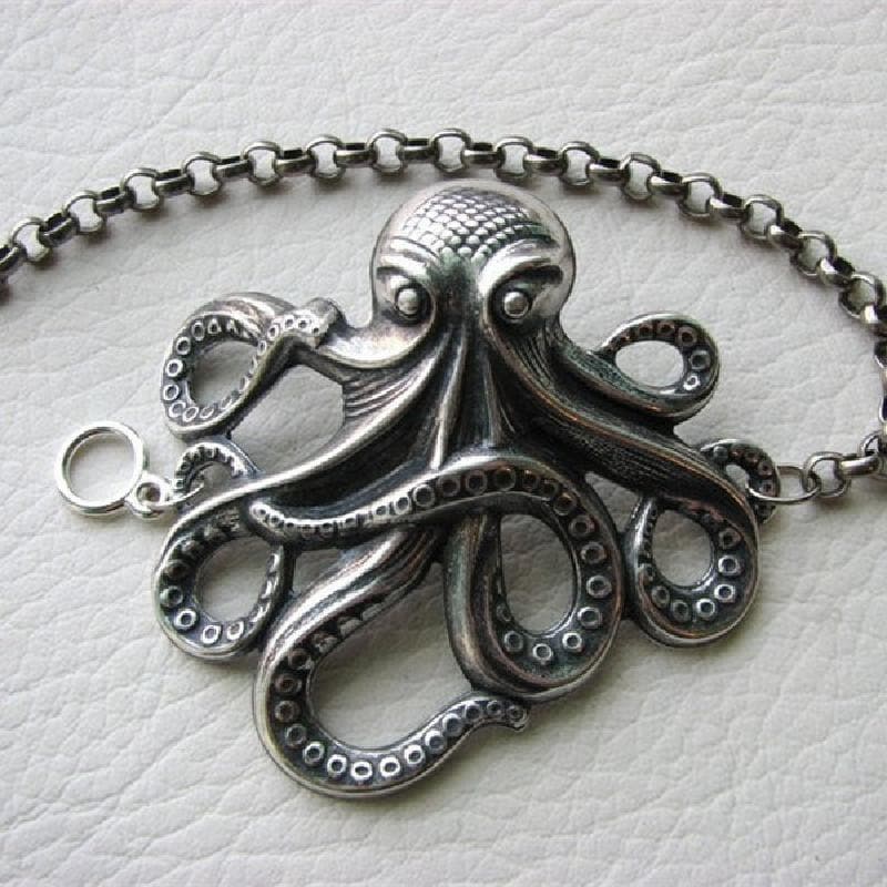 Armband mit Oktopus-Anhänger