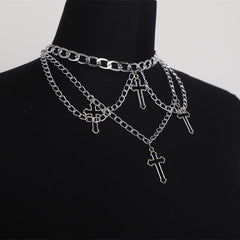 Mehrreihige Choker-Halskette mit Kreuzanhänger