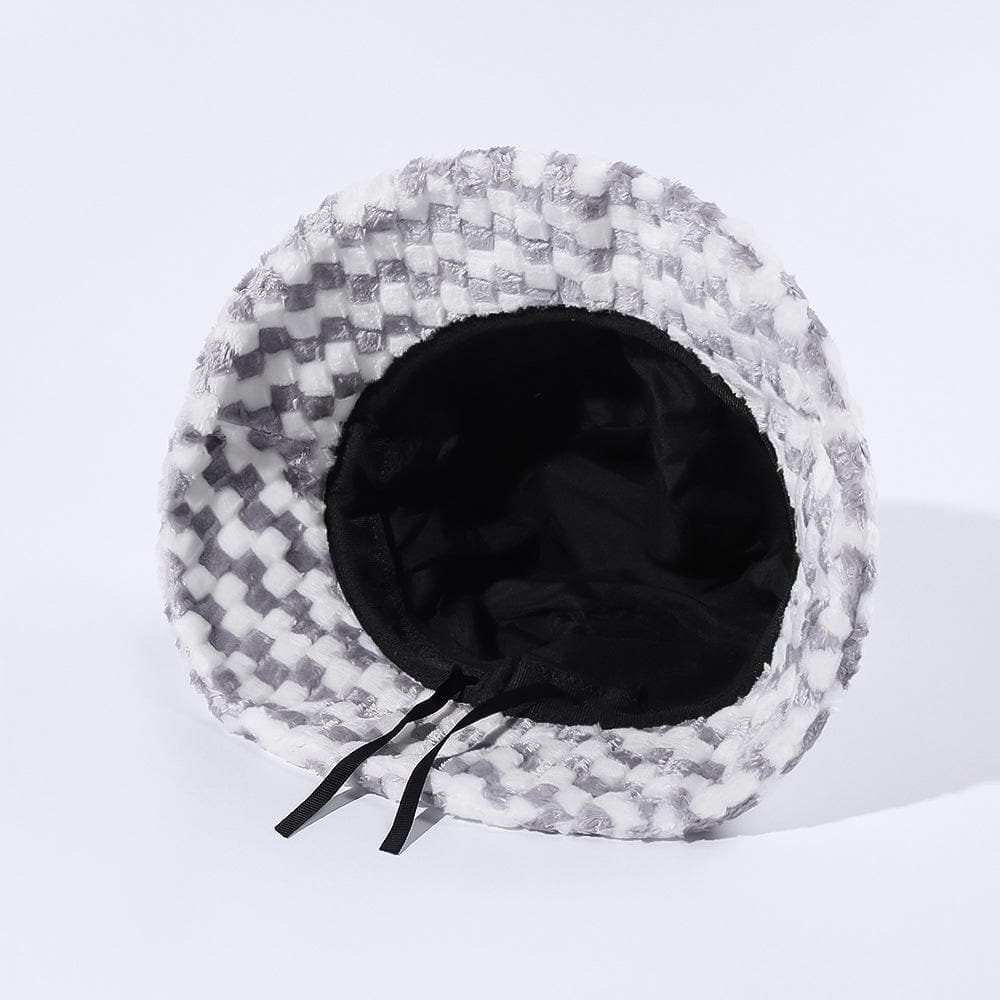 Plaid contrast fluffy fisherman bucket hat