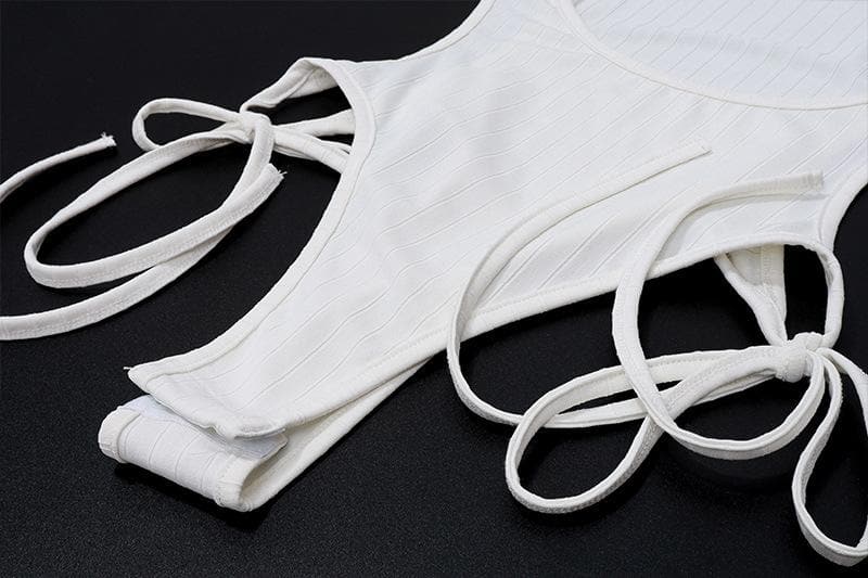 Einfarbiger, gerippter Camisole-Bodysuit mit ausgehöhlter „S“-Applikation zum Selbstbinden