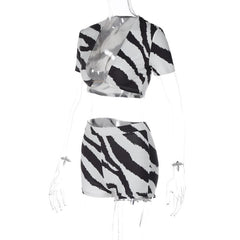 Metal chain zebra print short sleeve contrast low cut pant set