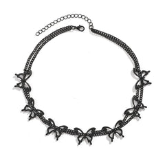 Mehrreihige Choker-Halskette mit Schmetterlingsanhänger 