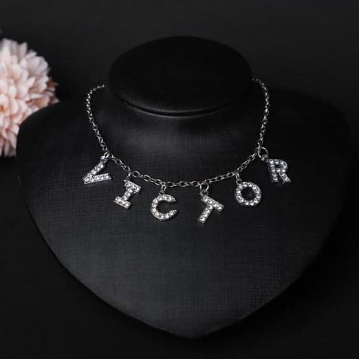 Characters pendant rhinestone necklace