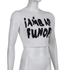 Top corto con cuello redondo y mangas cortas con estampado "iAM BAD FUN OFF" 