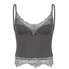 Einfarbiges Camisole-Top aus Spitze mit geripptem Saum und V-Ausschnitt