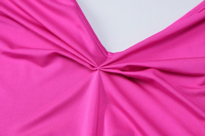 Einfarbiges, gerüschtes, rückenfreies Camisole-Maxikleid mit V-Ausschnitt