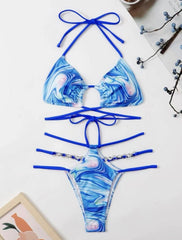 Neckholder-Bikini mit überkreuzter Vorderseite und geriffelter Metallkette in Kontrastfarbe