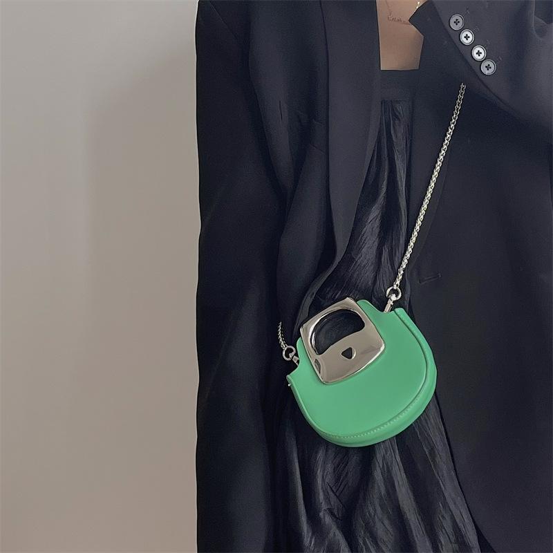 Elegant metal chain crossbody bag