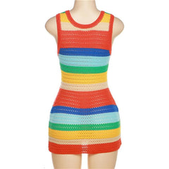 Vestido mini de crochet con rayas en contraste y cuello en U sin mangas 