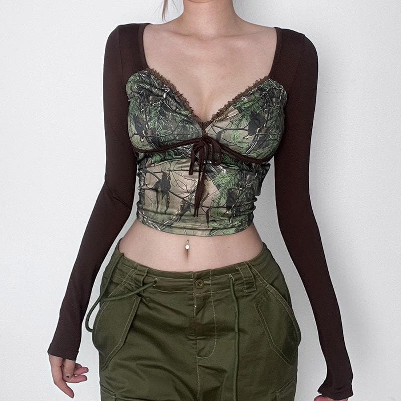 Lace hem contrast v neck patchwork crop top