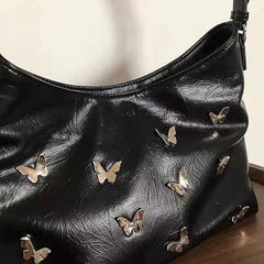 Bolso de mano fruncido de piel sintética con aplique de mariposa 