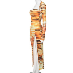 Langärmliges Shrug-Midikleid mit Tiger-Print und kontrastierendem Schlitz 