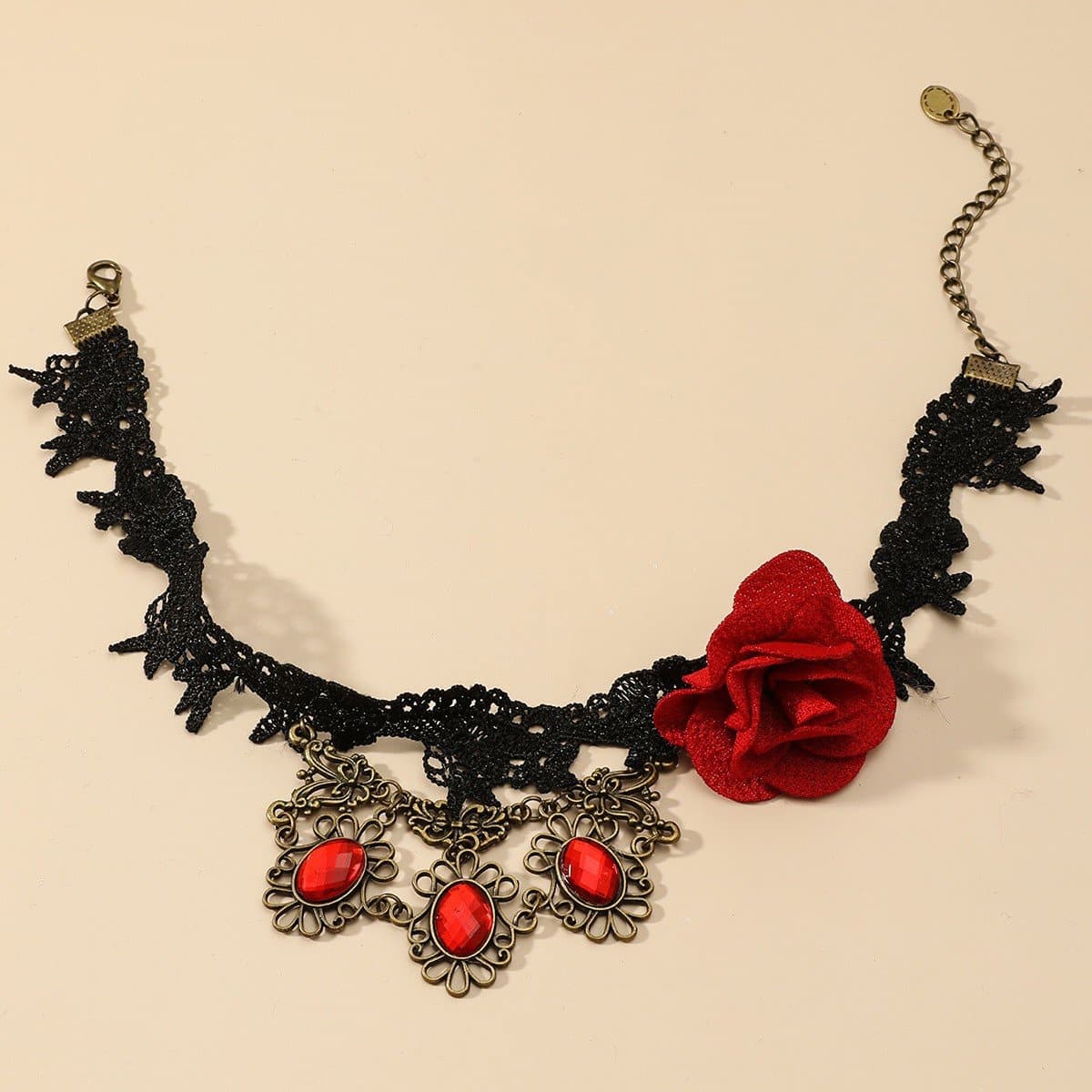 Flower applique stone pendant choker necklace