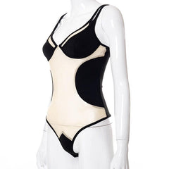 Durchsichtiger Bodysuit aus Mesh-Patchwork