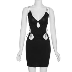 Ausgehöhltes Camisole-Kleid mit tiefem V-Ausschnitt und Knoten