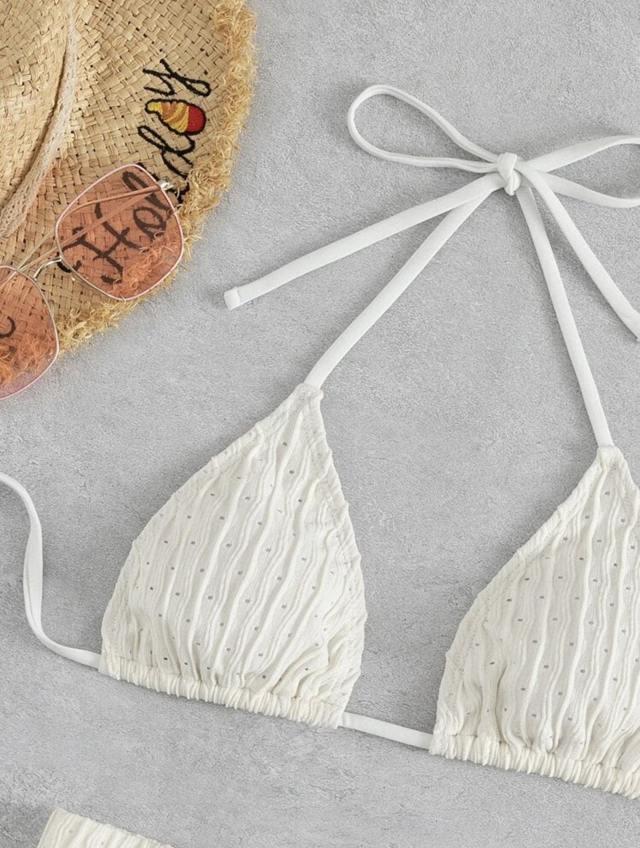 Strukturierter Neckholder-Bikini mit freiem Rücken und Bindeband 