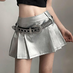 Zip-up metallic pleated medium rise solid mini skirt